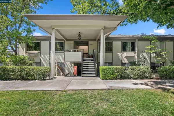 3168 Tice Creek Dr, Walnut Creek, CA 94595