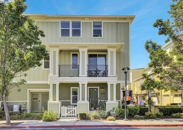 Fremont, CA 94538,40702 Greystone Ter
