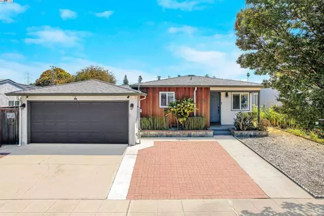 Hayward, CA 94544,26054 Cascade