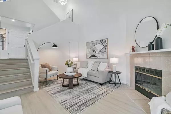 Fremont, CA 94539,636 Praderia Cir