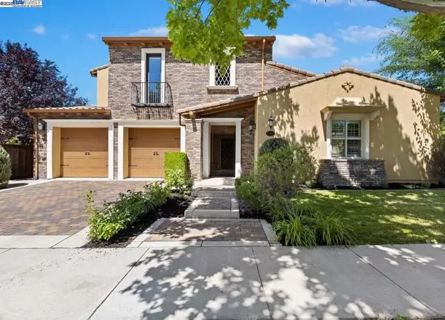 San Ramon, CA 94582,7563 Balmoral Way