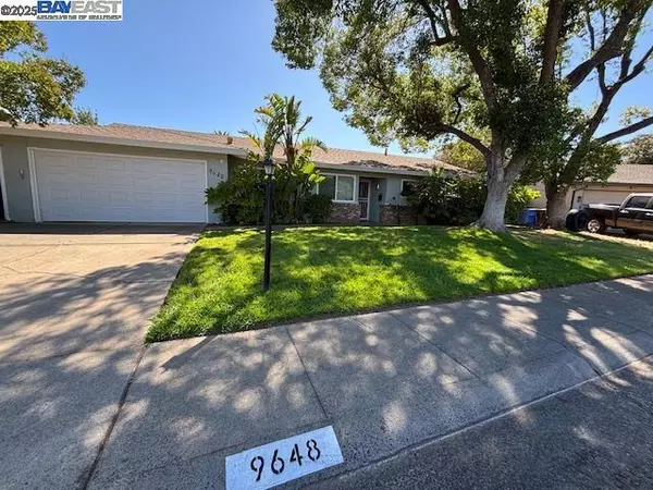 9648 La Nuez Dr, Elk Grove, CA 95624
