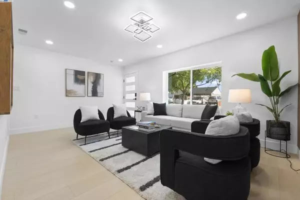 Redwood City, CA 94062,450 Lancaster Way