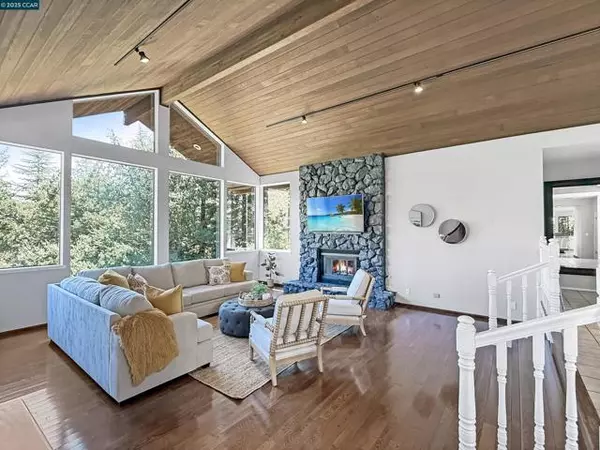 Walnut Creek, CA 94597,130 Hillcroft Way