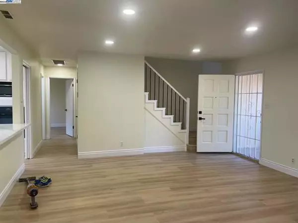 Richmond, CA 94803,4428 Santa Rita Rd
