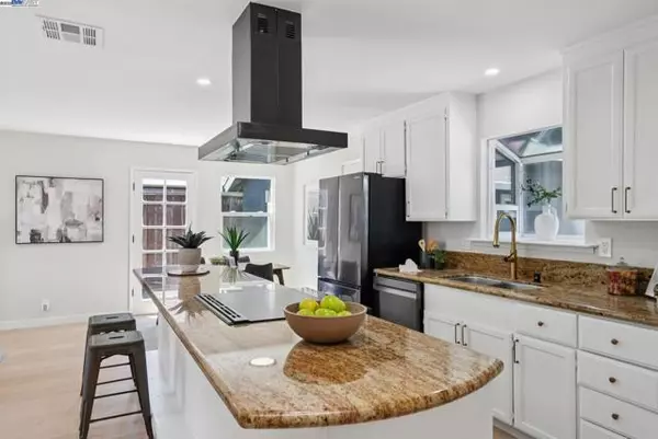 San Jose, CA 95118,1568 Willowgate Dr