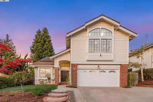 43578 Greenhills Way, Fremont, CA 94539