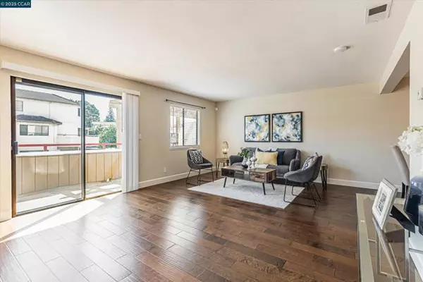 Concord, CA 94521,5055 Valley Crest Dr