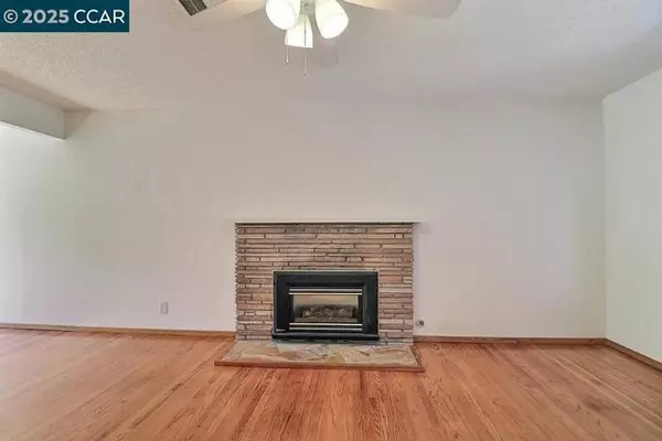 Walnut Creek, CA 94597,2465 Buena Vista Ave