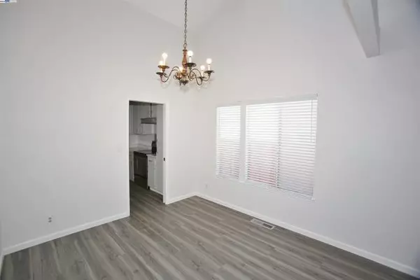 Concord, CA 94521,1302 New Hampshire Dr