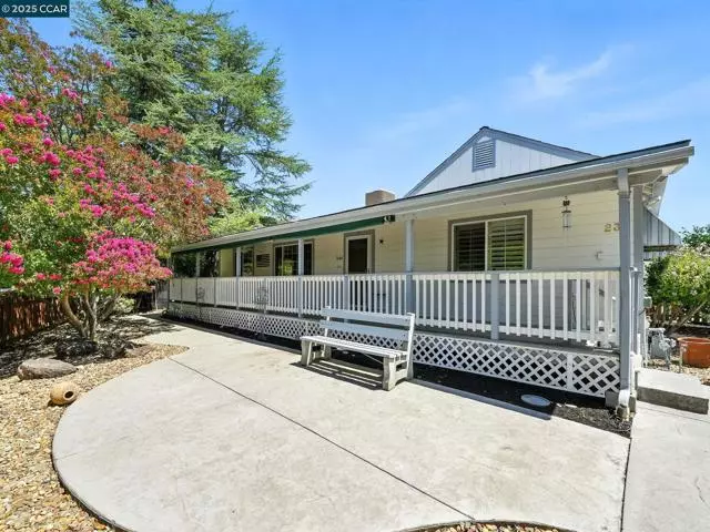 Alamo, CA 94507,234 Acacia Ln