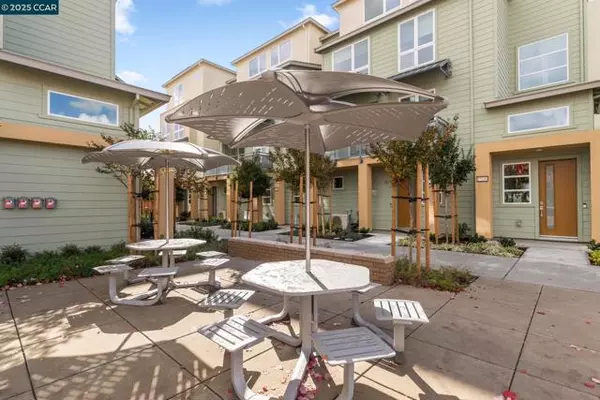 Hayward, CA 94541,27260 Cosmo Ct