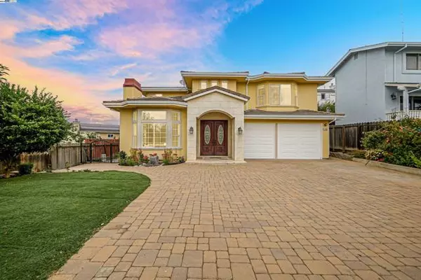 5158 Proctor Rd, Castro Valley, CA 94546