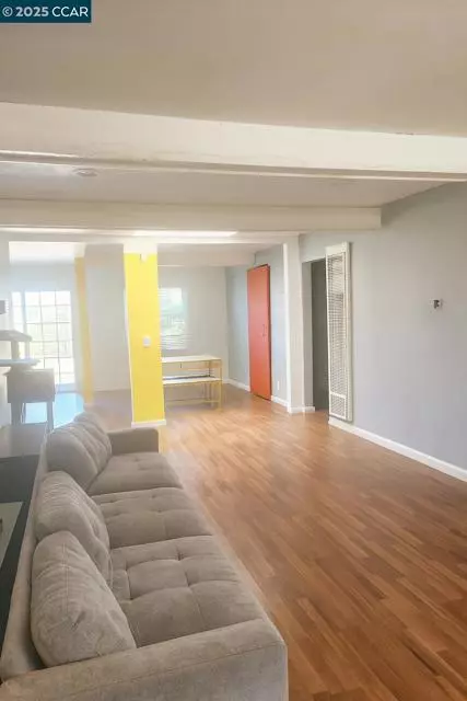 Richmond, CA 94806,4405 Mcglothen Way