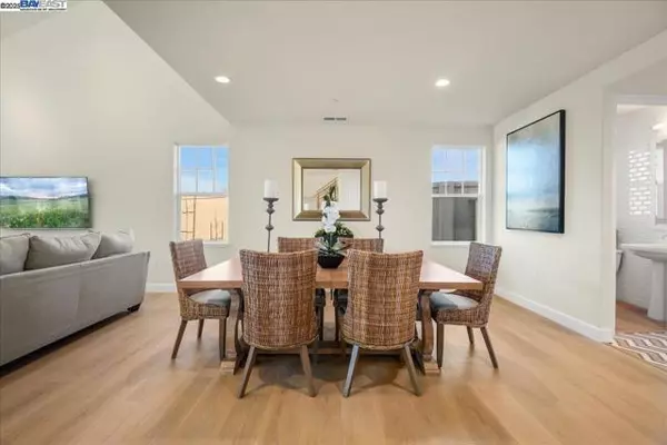 5375 Singh Circle, Union City, CA 94587