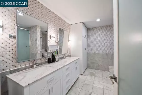 172 Rudgear Dr, Walnut Creek, CA 94596