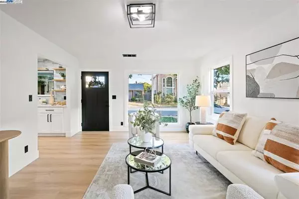 Fremont, CA 94539,341 Dana St
