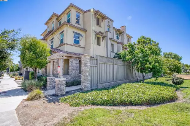 Fremont, CA 94555,4015 Clydesdale Cmn