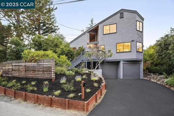 5621 Maxwelton Rd, Oakland, CA 94618