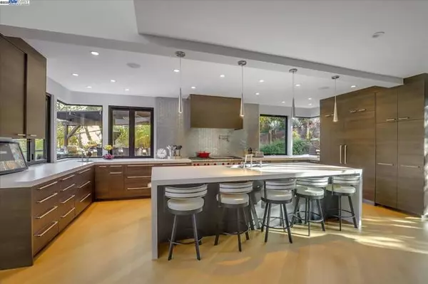 Orinda, CA 94563