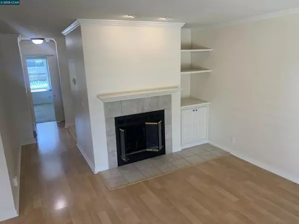 Richmond, CA 94804,96 Lakeshore Ct