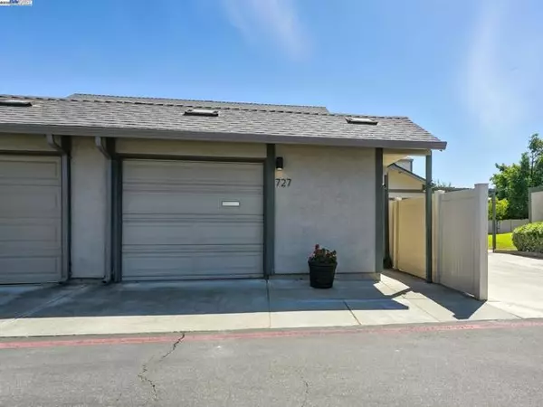 Livermore, CA 94551,727 Sandpiper Cmn