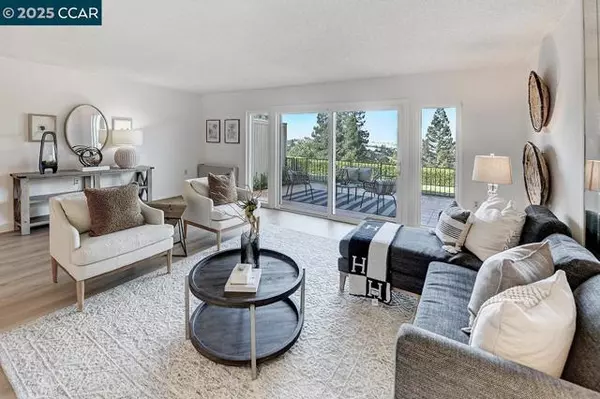 Walnut Creek, CA 94595,1817 Skycrest Dr