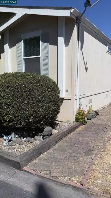 Santa Rosa, CA 95403,5318 Huckleberry Way