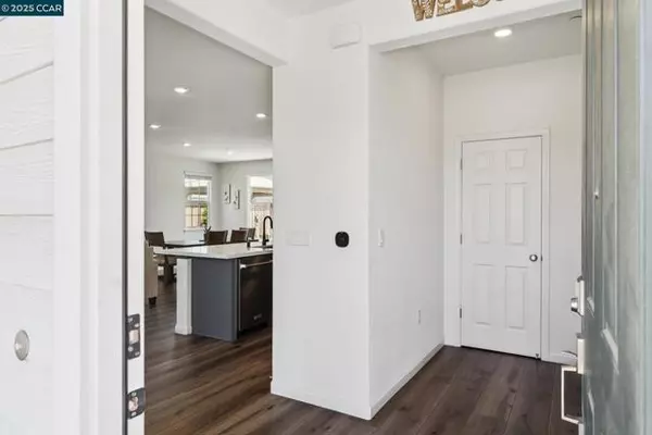 Vacaville, CA 95687,5013 Shefford Ct