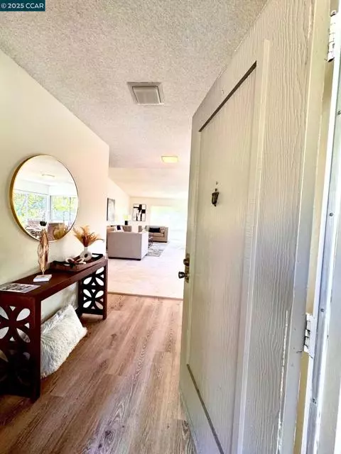 625 Terra California Dr, Walnut Creek, CA 94595