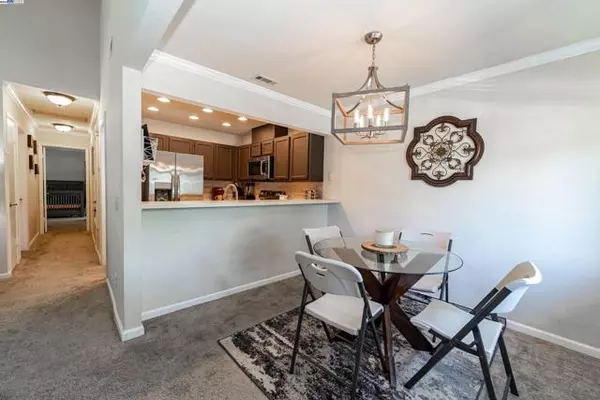 San Ramon, CA 94583,200 Compton Cir