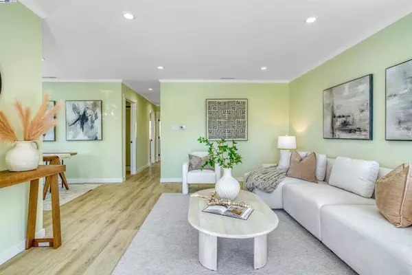 San Leandro, CA 94577,2258 Sitka St