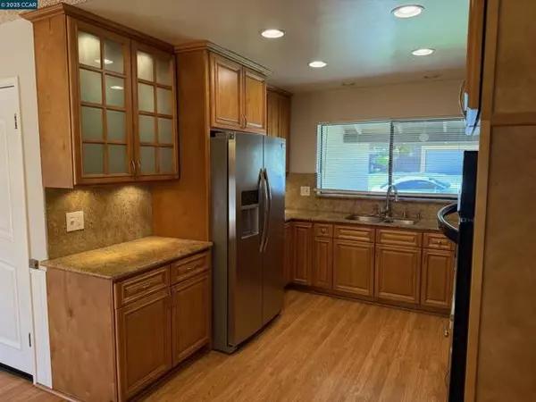 Richmond, CA 94806,2722 Moyers Rd