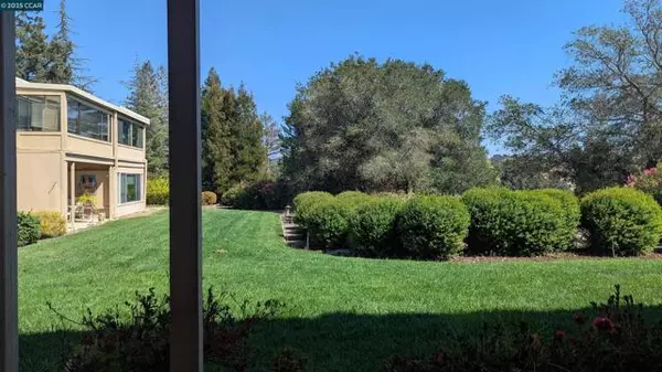 Walnut Creek, CA 94595,2009 Golden Rain Rd