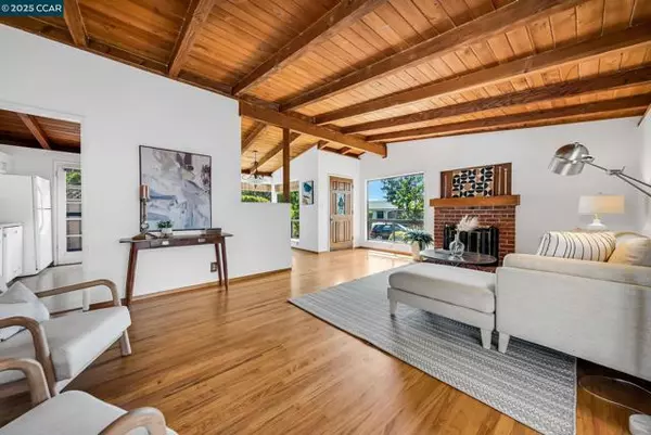 Walnut Creek, CA 94595,70 NORMAN COURT