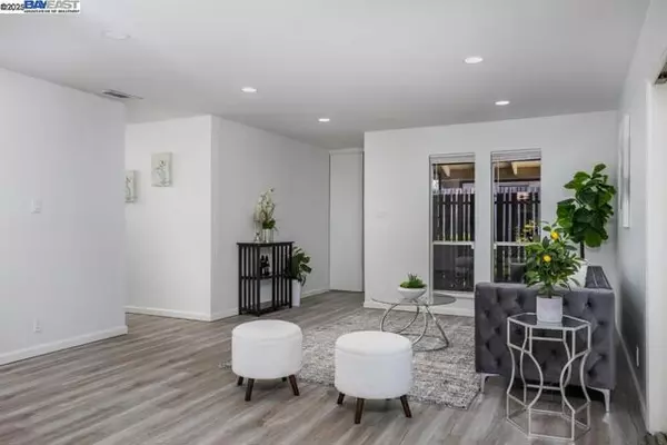 Concord, CA 94521,5470 Roundtree Dr