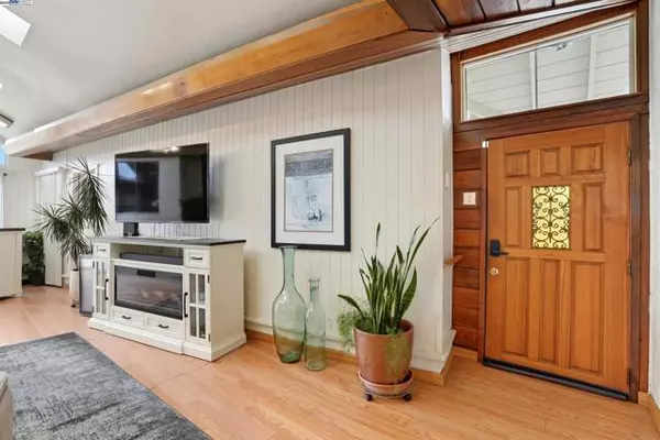 Richmond, CA 94806,2705 Glasgow Ct