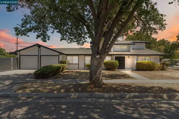 1667 South Plumas St, Fresno, CA 93706