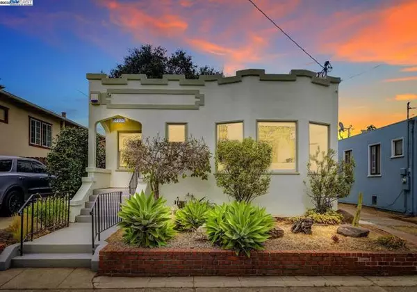 Oakland, CA 94605,6120 Camden St