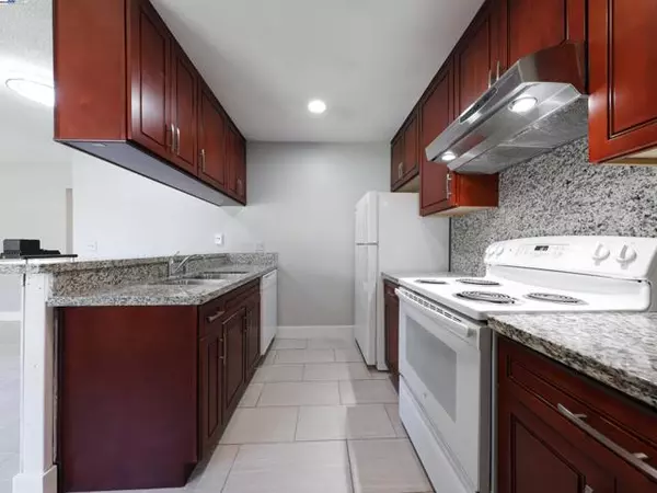 Union City, CA 94587,32625 Brenda Way