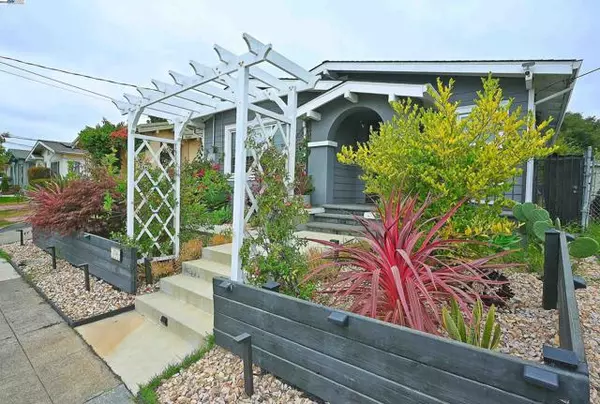 Oakland, CA,5706 Brookdale Ave