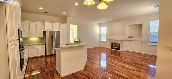 Fremont, CA,43401 Laurel Glen Cmn