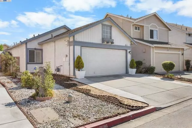 San Leandro, CA 94577,2041 Star Pine Way