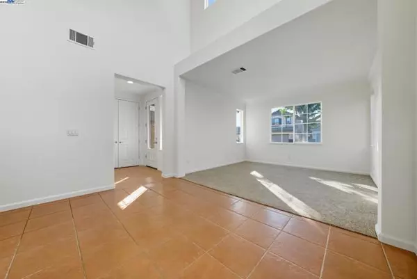 Patterson, CA 95363,775 Sweetwood Ln
