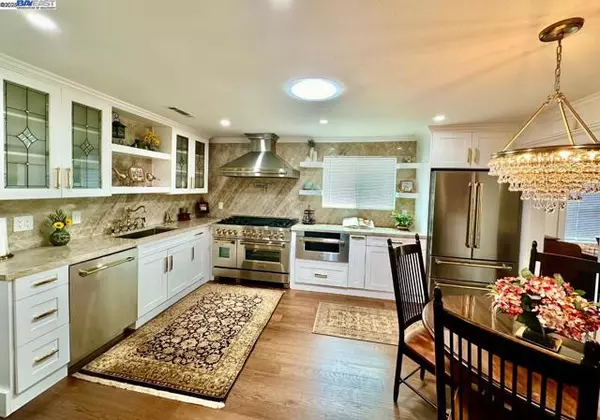 Fremont, CA 94536,37230 2nd St