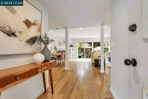 Moraga, CA 94556,47 Miramonte Dr