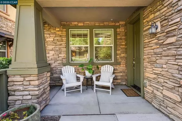 Walnut Creek, CA 94596,338 El Paseo Cir
