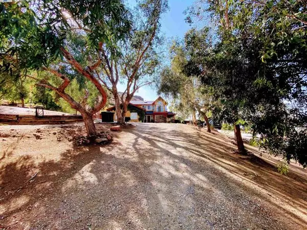 Acton, CA 93510,31733 Lake Meadow Rd