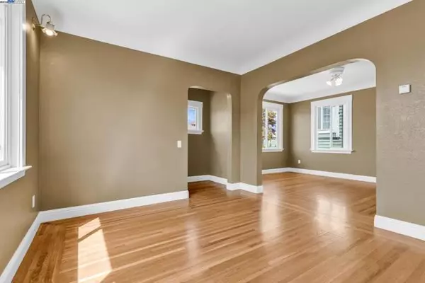 Oakland, CA 94601,1530 36Th Ave