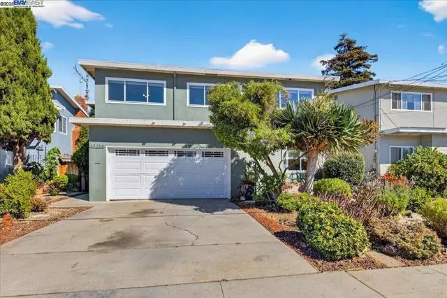 San Leandro, CA 94579,15356 Sullivan Ave